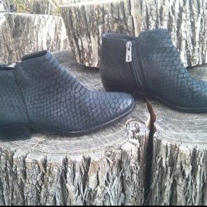 Sam Edelmen Petty Booties Black Snake Embossed Size 6